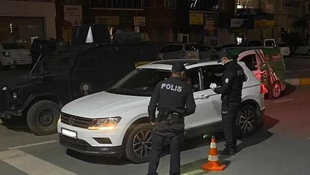 Kısıtlamaya uymayan 6 sürücüye cezai işlem uygulandı