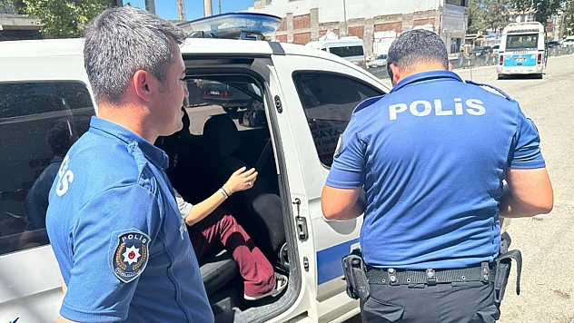 Kız arkadaşı şiddet uyguladı