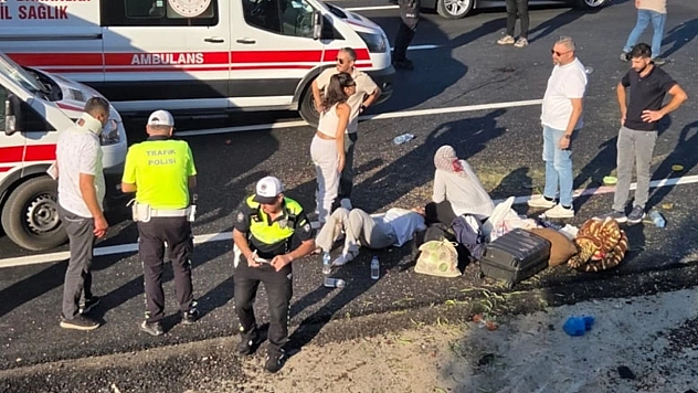 Kontrolden çıktı, karşı şeride uçtu: Feci kazada 1 ölü, 7 yaralı