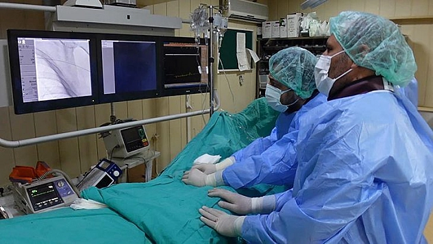 Koroner Anjiyografinin Koldan Yapılması Tavsiye Ediliyor