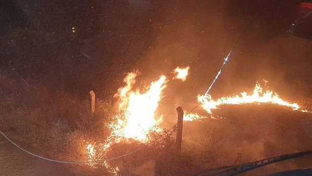 Kovancılar'da anız yangını paniğe neden oldu