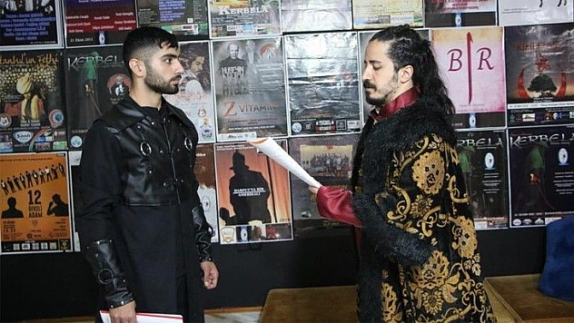 Küçük bir çay ocağında kurulan tiyatro atölyesi marka haline geldi