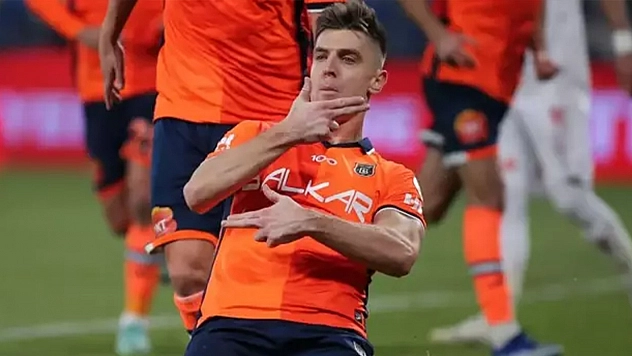 Kulüp tarihine geçen bonservis! Krzysztof Piatek Katar yolunda