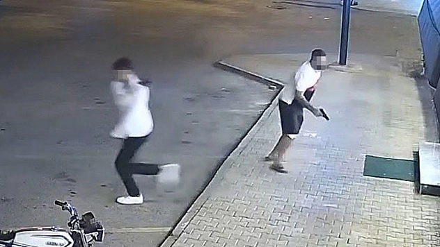 Kurşunlama anları kamerada: 2 milyon TL haraç istemişler