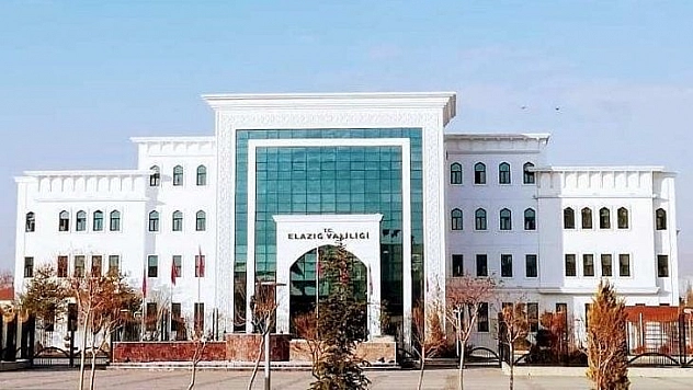 Lokantacı esnafına saat düzenlemesi