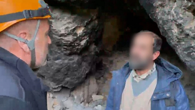 Mağaradan çıkmayı reddetti: Sporcular yalnız bırakmadı