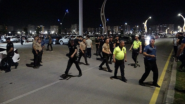 Malatya'da asker konvoyu ortalığı karıştırdı