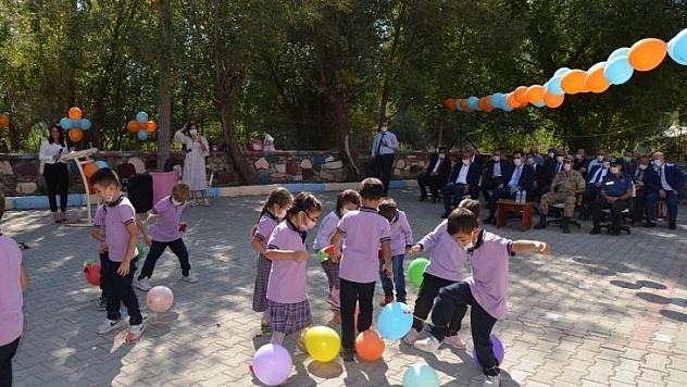 Malatya'da ilköğretim haftası törenle kutlandı