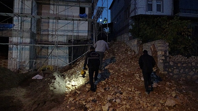 Malatya'da inşaatta düşen işçi hayatını kaybetti