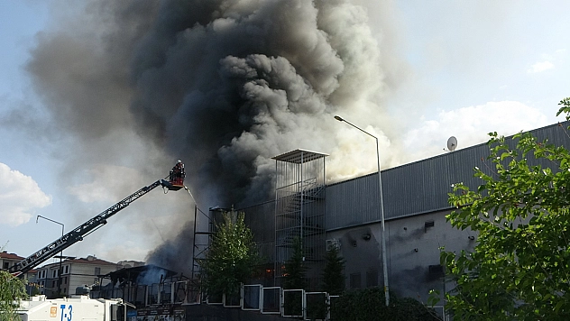 Malatya'da iş yerinde çıkan yangın kontrol altına alındı