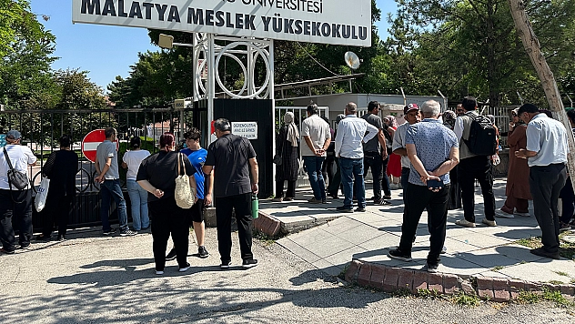 Malatya'da YKS'nin ikinci oturumu başladı