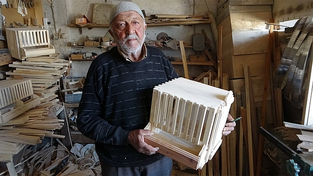 Malatyalı usta 73 yıldır ağaçlara şekil veriyor