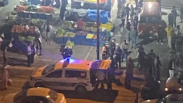 Manav esnafı arasında sopalı kavga