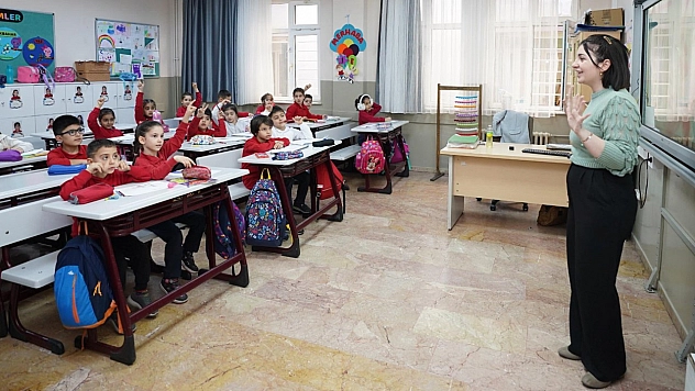 MEB ve Hazine'den deprem bölgesindeki öğrencilere büyük eğitim desteği!