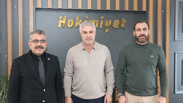 Karahüseyinoğlu ve Karadağ'dan Hakimiyet Gazetesi'ne ziyaret