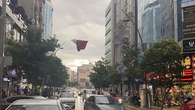 Meteorolojiden Elazığ dahil 5 il için kuvvetli rüzgar ve fırtına uyarısı