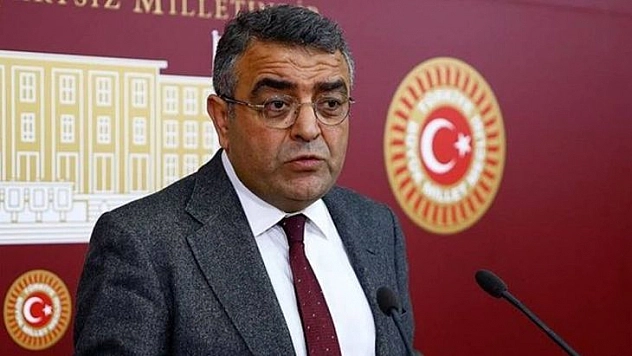 Muhalefetin İhanet Israrı