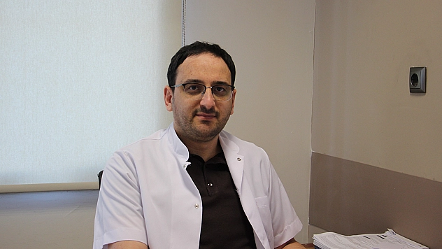 Nefroloji Uzmanı Genç: 'Böbrek rahatsızlıkları, önlem alınmadığında hayati risk taşır'