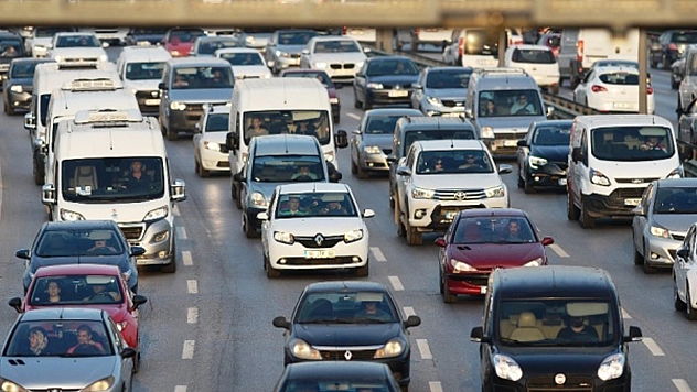 Otomobillere 'Kara Kutu' Zorunluluğu Geliyor  Türkiye'ye Bakın Neden Gelmedi