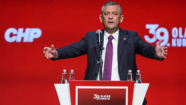 Özgür Özel: 'Teslim olmayın'
