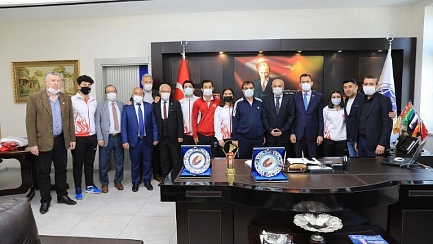Özmekik'ten Battalgazi Belediyesi'ne teşekkür ziyareti
