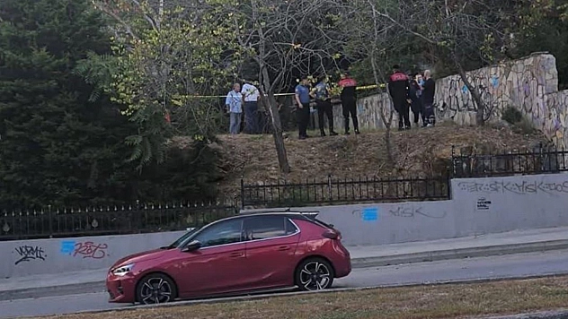 Parkta bir kişi ölü halde bulundu