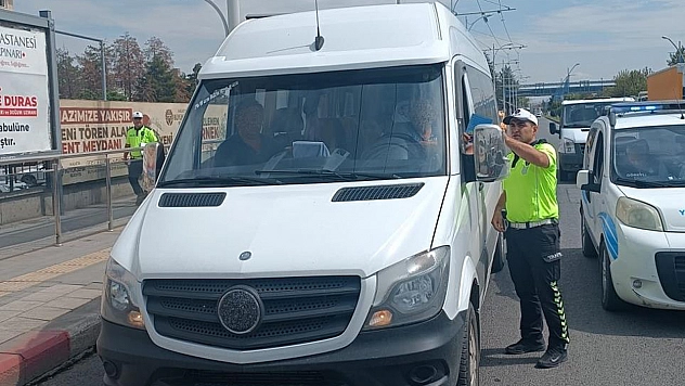 Polisten Servis Sürücülerine Eğitim