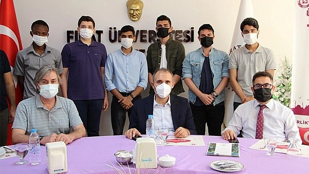 Prof. Dr. Fahrettin Göktaş, yabancı uyruklu öğrenciler ile  buluştu