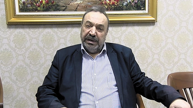 Raif Çiçek'i Dinlerken