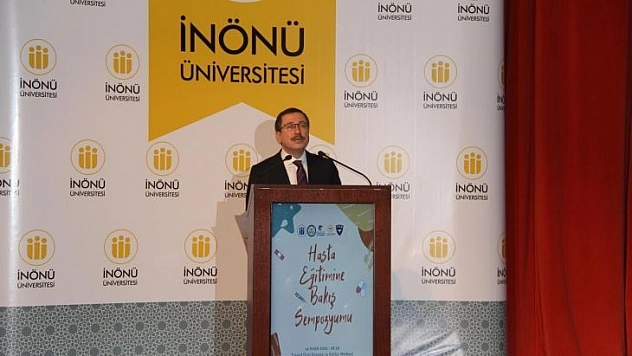 Rektör Kızılay'dan hasta ile iletişimin önemi vurgusu