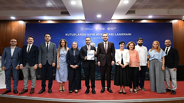 Sanayi ve Teknoloji Bakanı Kacır, Sıfır Atık Vakfı Başkanı ile bir araya geldi