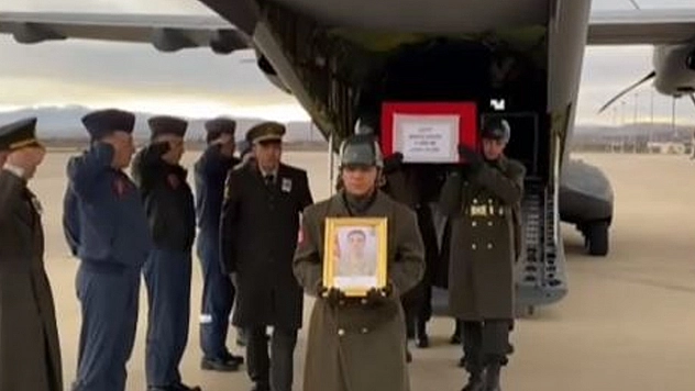 Şehidimiz Aslan, Son Yolculuğuna Uğurlanmak Üzere Elazığ'a Getirildi