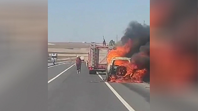 Seyir halindeyken alev alan cip küle döndü