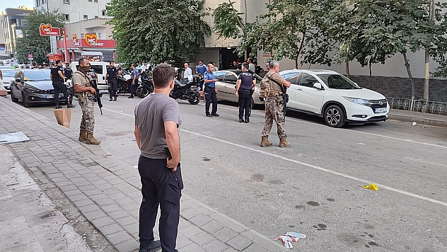 Silahlı kavga: 3 yaralı