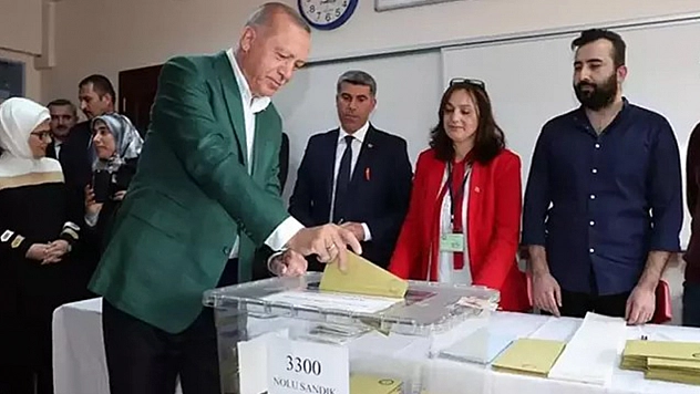 Son ankette Erdoğan muhalefetin 3 adayıyla yarıştı