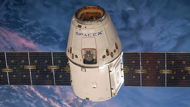 SpaceX'ten uzayda veri merkezi hamlesi: Hedef 1 milyon uydu