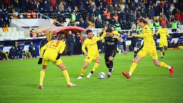 Süper Toto Süper Lig: Yeni Malatyaspor: 1 - Göztepe: 1 İilk yarı)