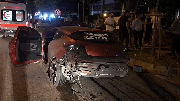 Takla Atan Otomobilde Can Pazarı: 1 Ölü, 1'i Ağır 2 Yaralı