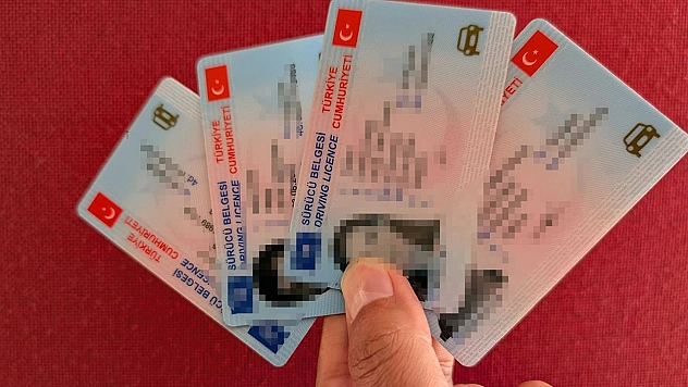 TBMM'den trafikte yeni dönem: Aday sürücüler için 2 yıllık sıkı denetim