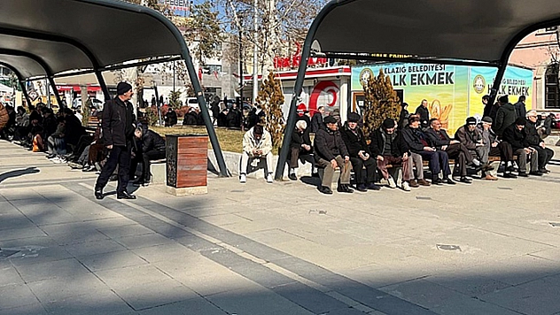 TBMM'den emeklilere destek düzenlemesi