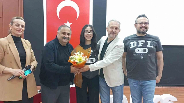 Tecrübelerini öğrencilere anlattı