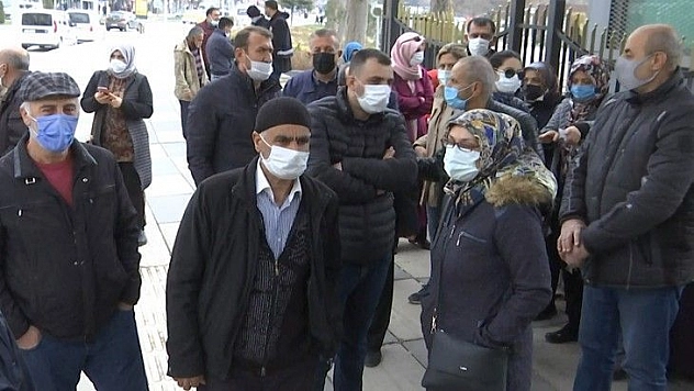 Toplu Kuraya, Toplu Tepki