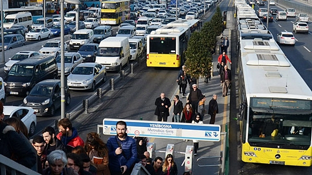 Toplu taşımalar memura ücretsiz oldu