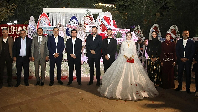 Tunç ve Durak ailelerinin mutlu günü