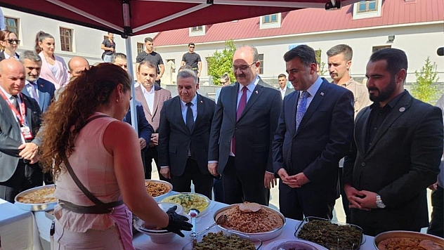 Tunceli'de Bir Anadolu Şenliği rüzgarı