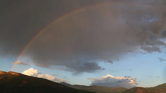 Tunceli'de gökkuşağı renk kattı