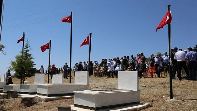 Tunceli'de Güneybaşı köyü şehitleri anıldı