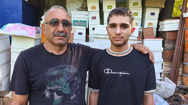 Tunceli'de hem babasına yardım etti, hem de hayalindeki bölümü kazandı