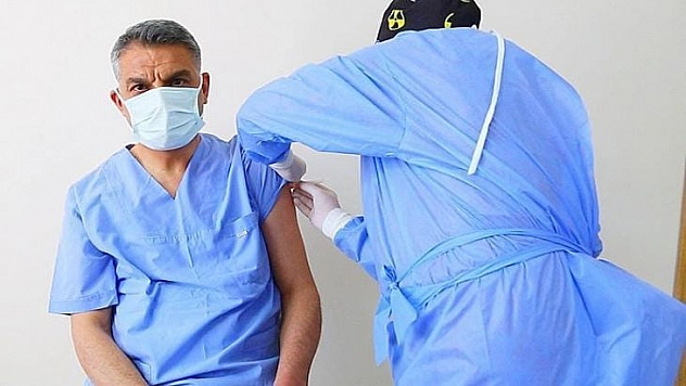 Tunceli'de il protokolü ikinci doz aşılarını oldu