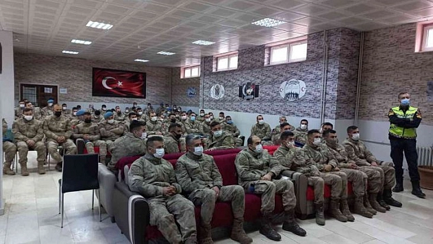 Tunceli'de JÖH'lere güvenlik trafik ve trafik akışının sağlanması eğitimi
